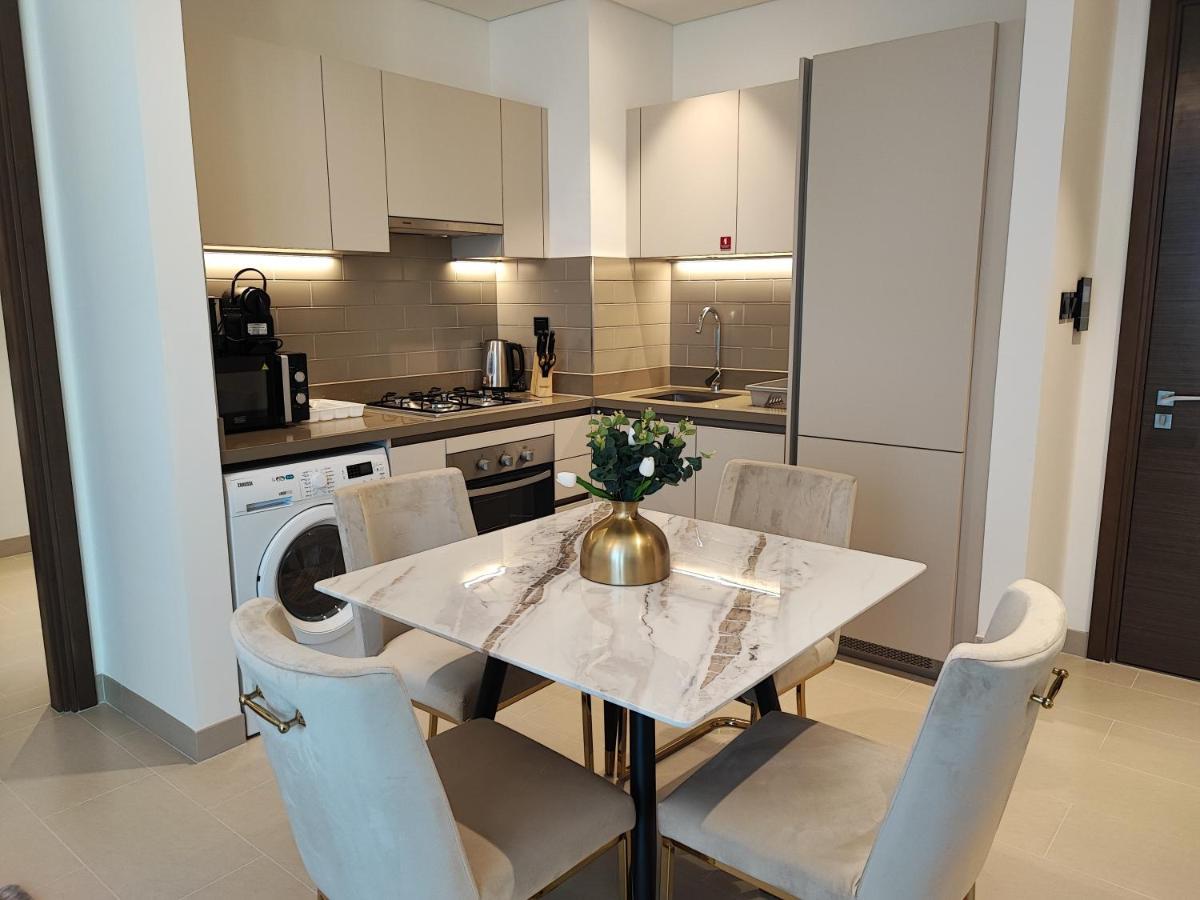 Beautiful 2 Bedroom Next To Business Bay - Sobha Creek Vista Дубай Экстерьер фото